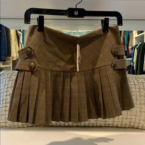 Guess pleated skirt